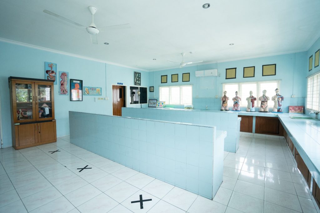 Lab. Mikrobiologi dan Parasitologi